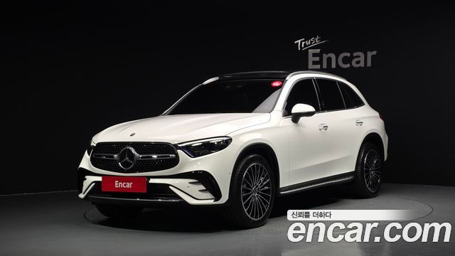 Mercedes-Benz GLC-Class 2025 — photo 1