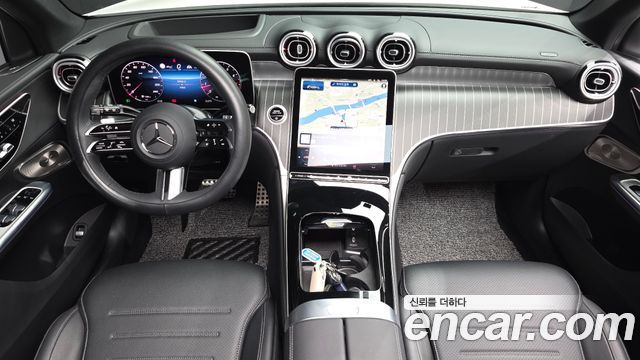 Mercedes-Benz GLC-Class 2025 — photo 10