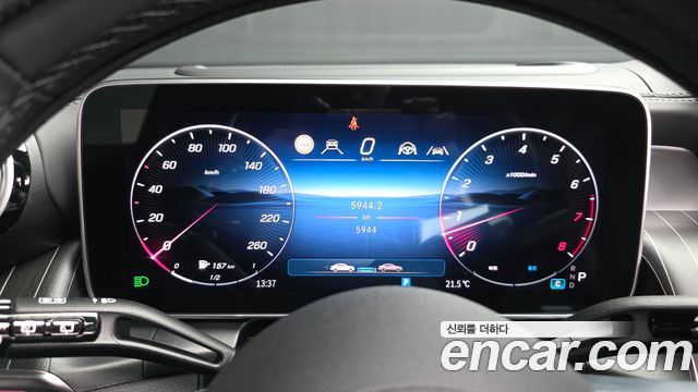 Mercedes-Benz GLC-Class 2025 — photo 11