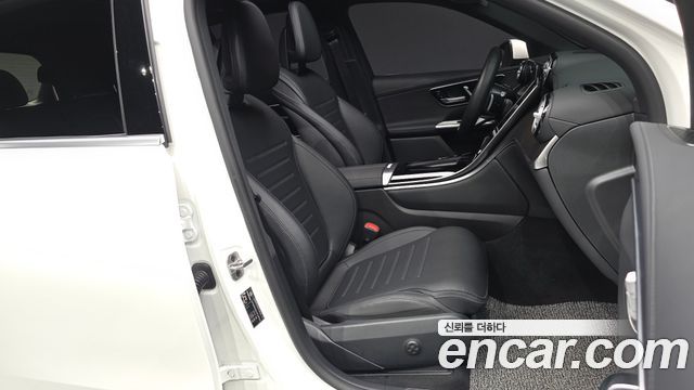 Mercedes-Benz GLC-Class 2025 — photo 17