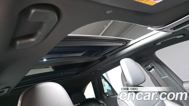 Mercedes-Benz GLC-Class 2025 — photo 24