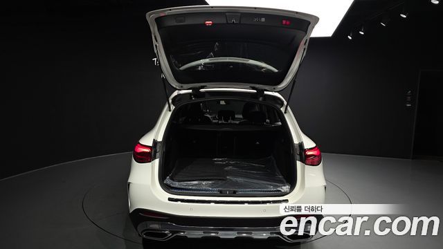 Mercedes-Benz GLC-Class 2025 — photo 26