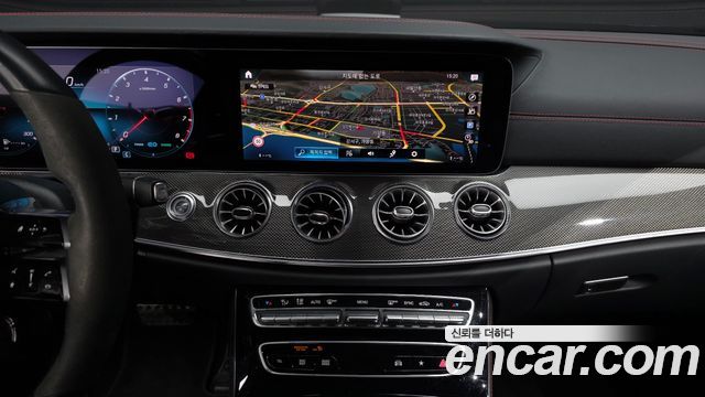 Mercedes-Benz E-Class 2021 — photo 20