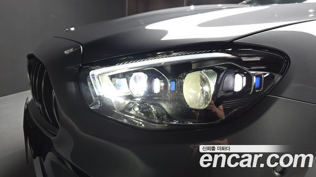 Mercedes-Benz E-Class 2021 — photo 8
