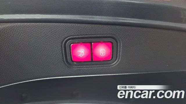 Mercedes-Benz E-Class 2021 — photo 27