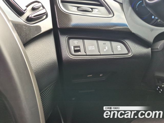 Hyundai Grandeur 2015 — photo 14
