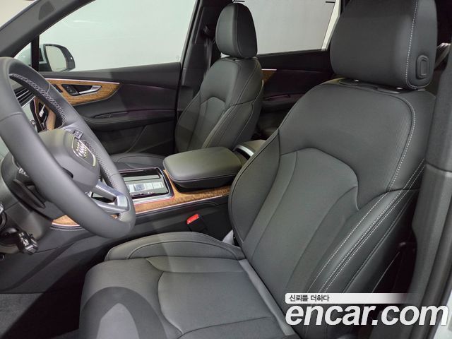 Audi Q7 2026 — photo 10