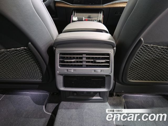 Audi Q7 2026 — photo 19