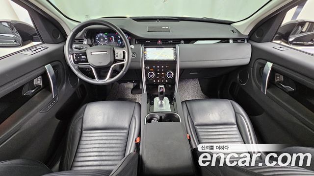 Land Rover Discovery Sport 2021 — photo 10