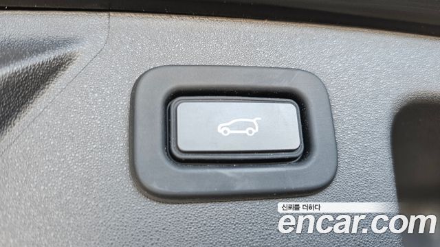 Land Rover Discovery Sport 2021 — photo 22