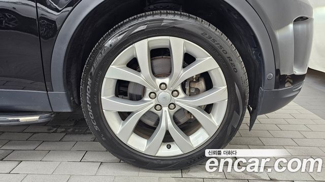 Land Rover Discovery Sport 2021 — photo 7