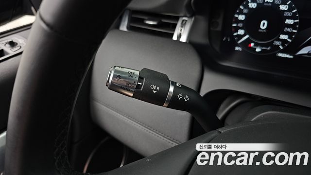 Land Rover Discovery Sport 2021 — photo 29