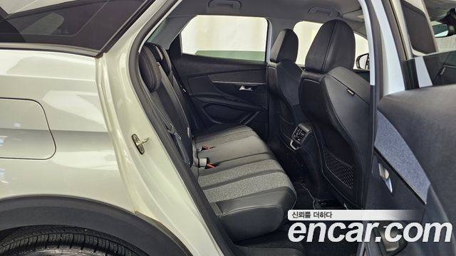 Peugeot 3008 2019 — photo 12