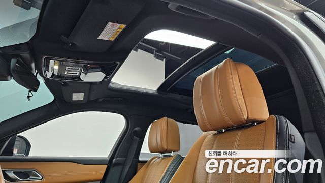 Land Rover Range Rover Velar 2018 — photo 21
