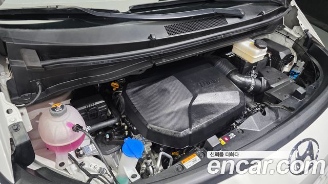 Hyundai Staria 2022 — photo 6