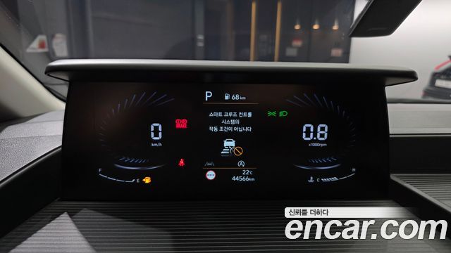Hyundai Staria 2022 — photo 11