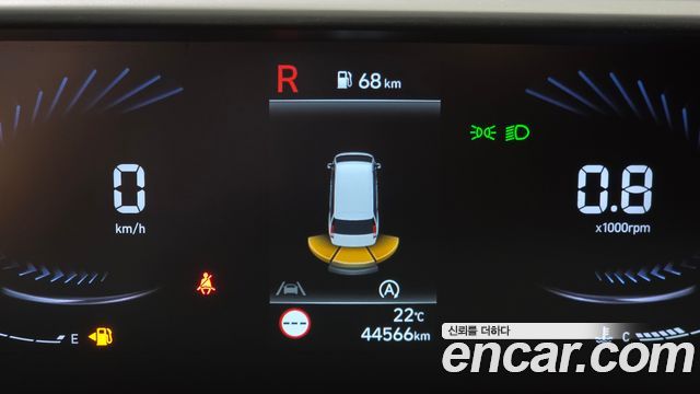 Hyundai Staria 2022 — photo 21