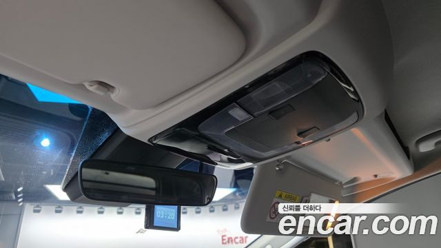 Hyundai Staria 2022 — photo 28