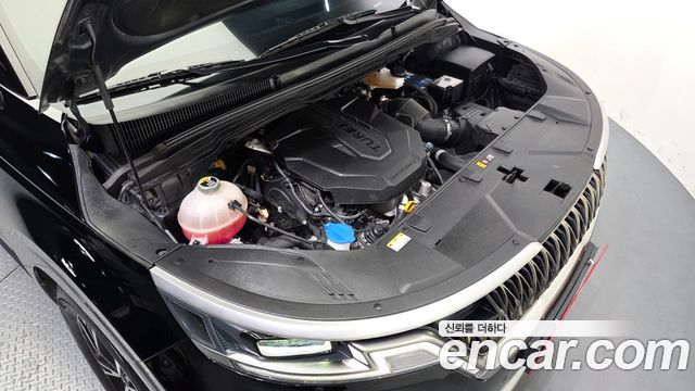 Kia Canival 2023 — photo 6