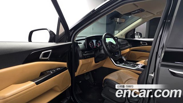 Kia Canival 2023 — photo 10