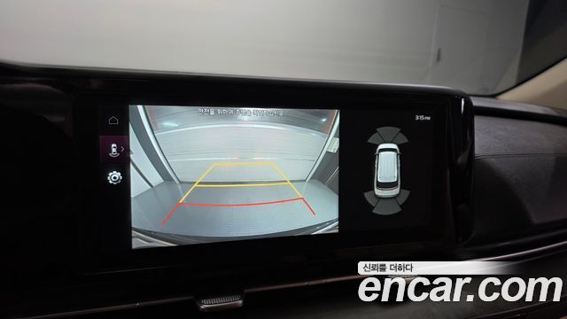Kia Canival 2023 — photo 15