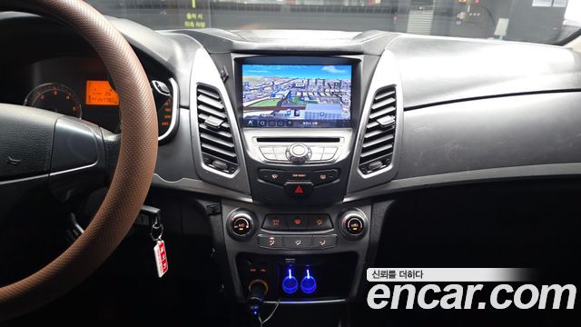 KG Mobility KORANDO 2014 — photo 14