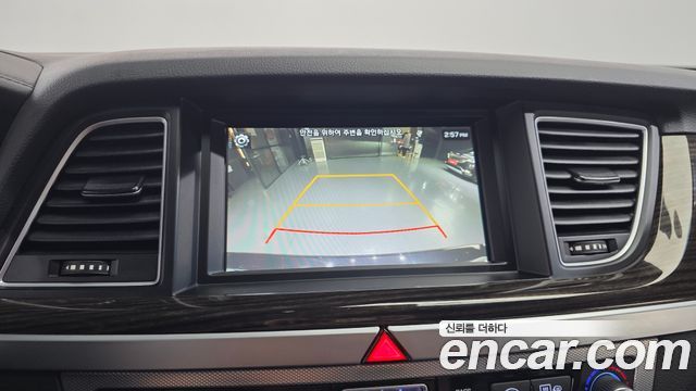 Genesis G80 2019 — photo 17