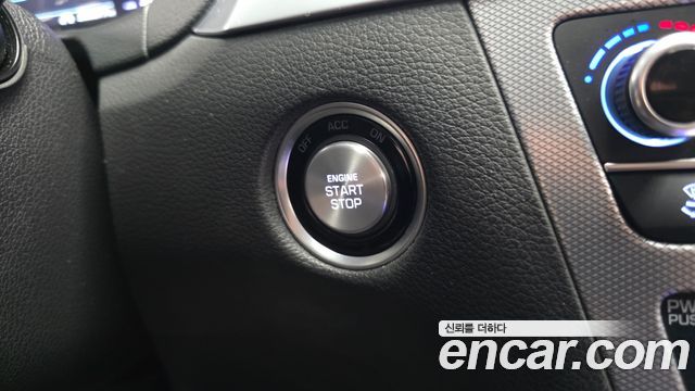 Genesis G80 2019 — photo 18