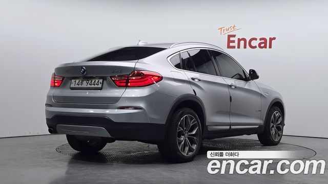 BMW X4 2015 — photo 2