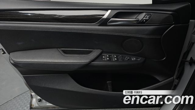 BMW X4 2015 — photo 15