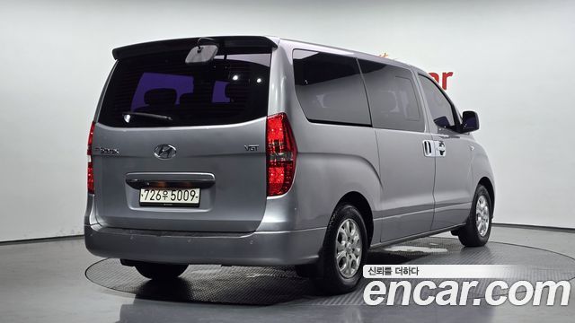 Hyundai Starex 2014 — photo 2