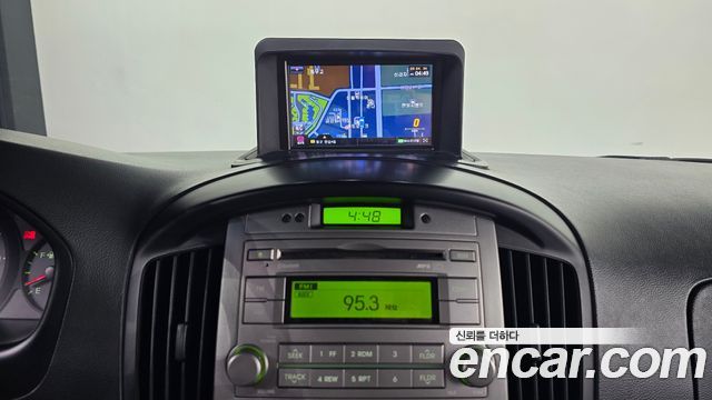 Hyundai Starex 2014 — photo 15