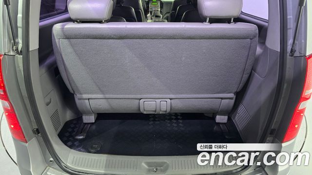 Hyundai Starex 2014 — photo 17