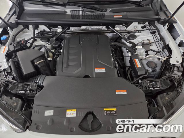 Audi Q5 2025 — photo 6