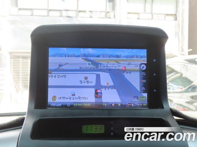 Kia Canival 2012 — photo 14