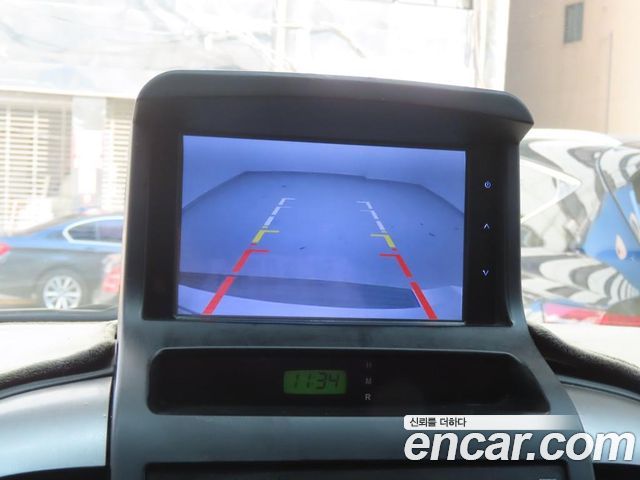 Kia Canival 2012 — photo 15