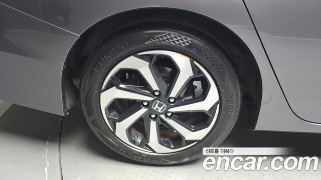 Honda Accord 2017 — photo 5