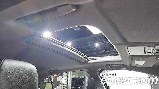 Honda Accord 2017 — photo 18