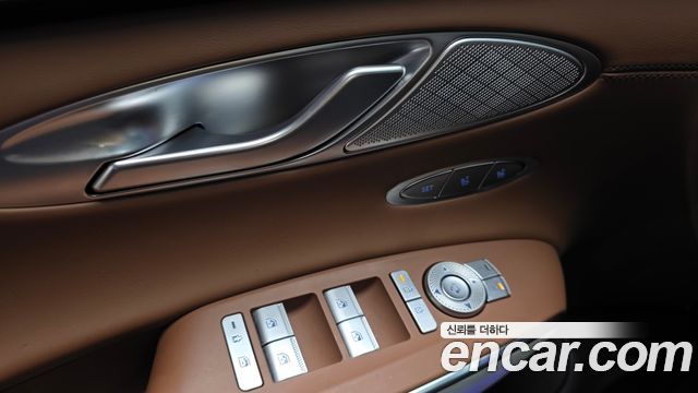 Genesis GV70 2025 — photo 25