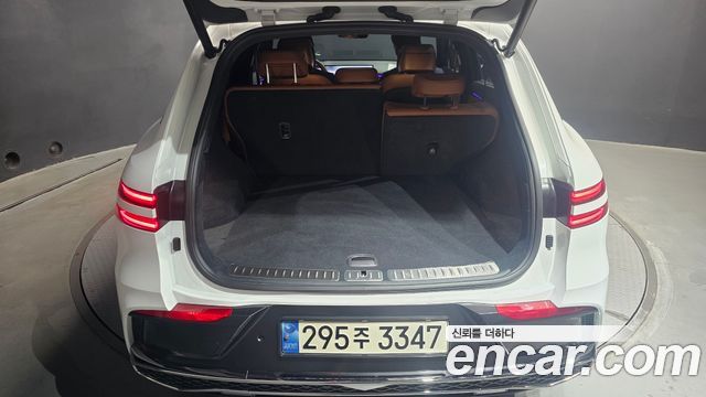 Genesis GV70 2025 — photo 32