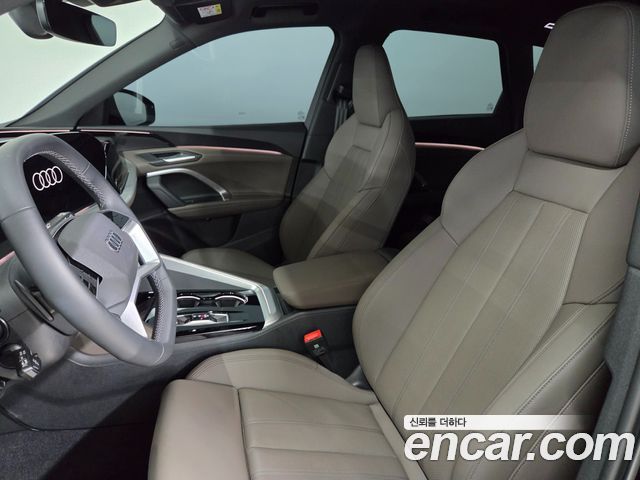 Audi Q5 2025 — photo 16