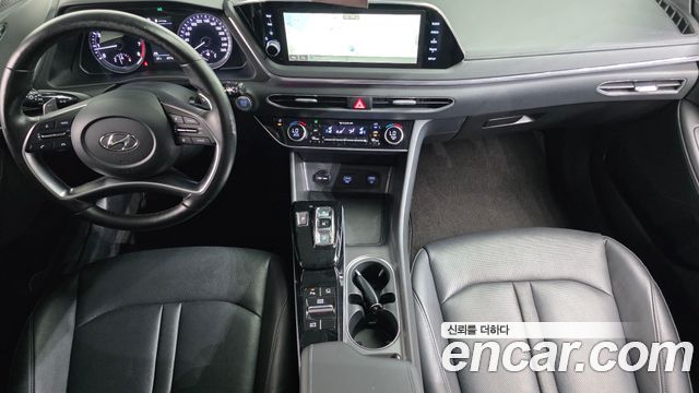 Hyundai Sonata 2022 — photo 7