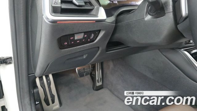 BMW 4-Series 2022 — photo 23