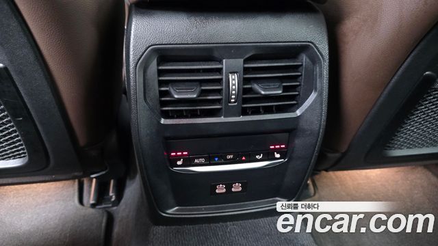 BMW 4-Series 2022 — photo 24
