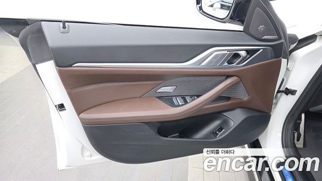 BMW 4-Series 2022 — photo 14