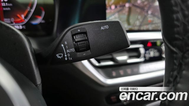 BMW 4-Series 2022 — photo 32