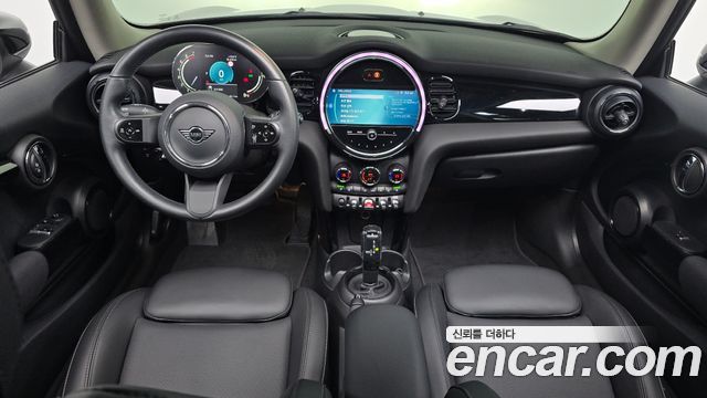 Mini Cooper 2022 — photo 10