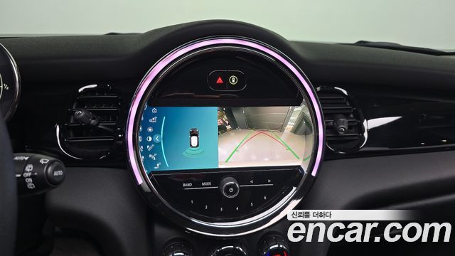 Mini Cooper 2022 — photo 19