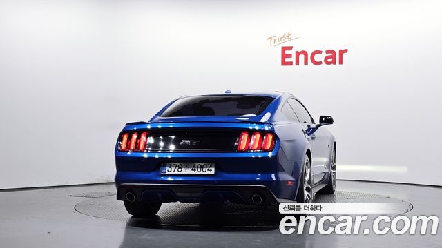 Ford Mustang 2017 — photo 4