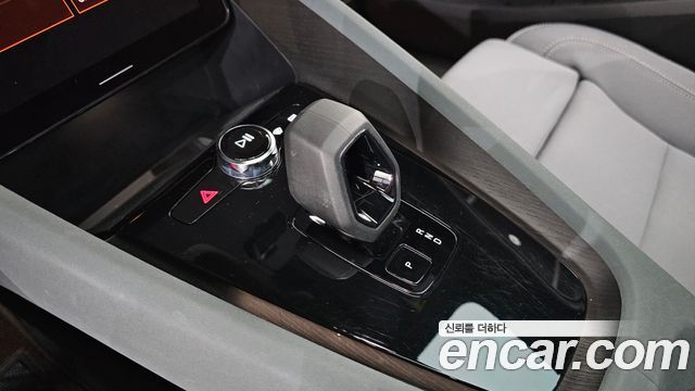 Polestar Polestar 2 2023 — photo 12